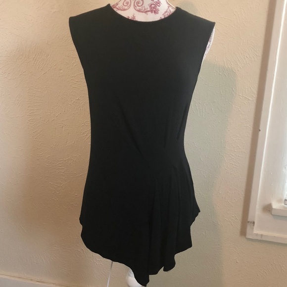 Vince Camuto Tops - Vince Camuto Sleeveless Blouse Waist Detail S